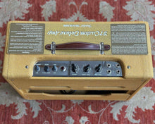 Load image into Gallery viewer, Fender &#39;57 Custom Deluxe
