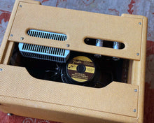 Load image into Gallery viewer, Fender &#39;57 Custom Deluxe
