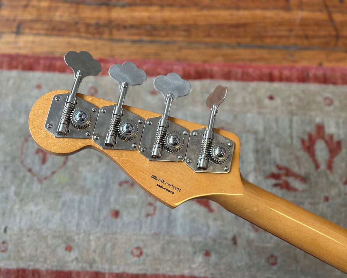 2015 Fender '60s Jazz Bass - Olympic White
