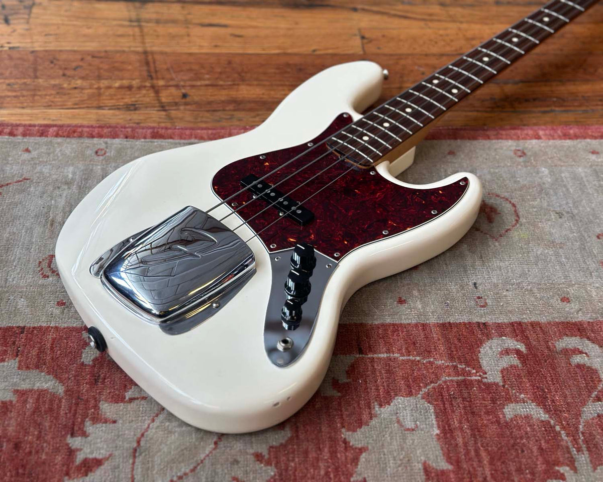 2015 Fender '60s Jazz Bass - Olympic White