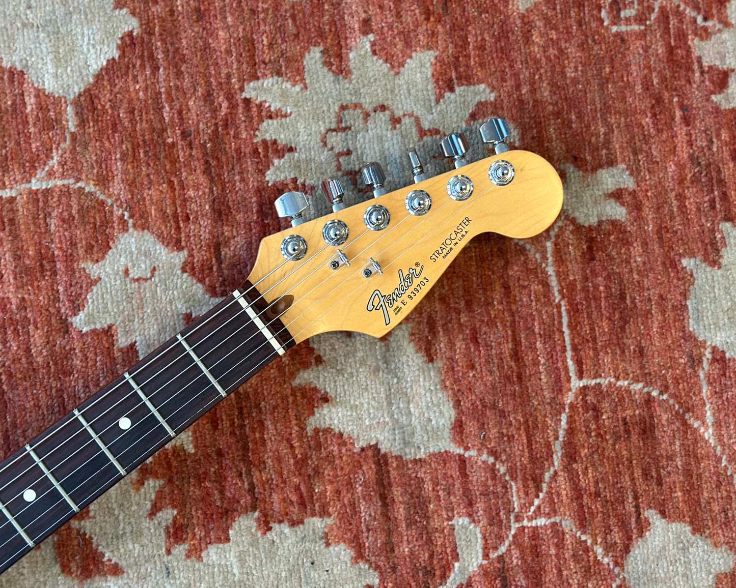 1989 Fender American Standard Stratocaster - Candy Apple Red