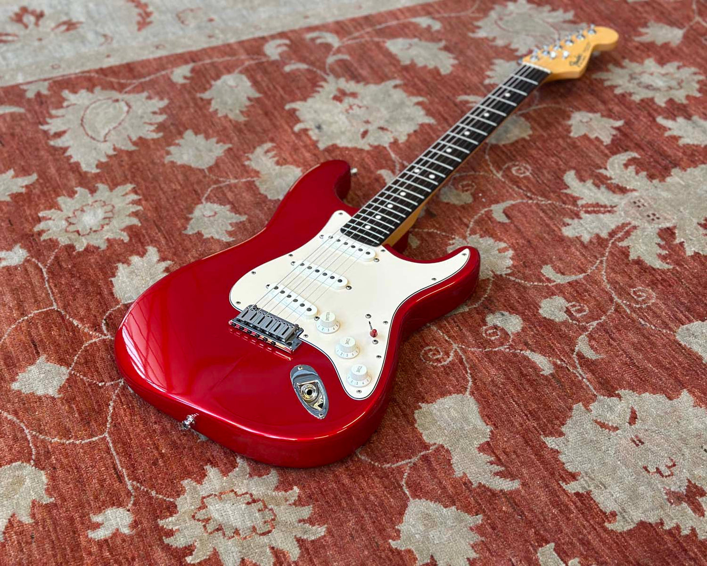 1989 Fender American Standard Stratocaster - Candy Apple Red