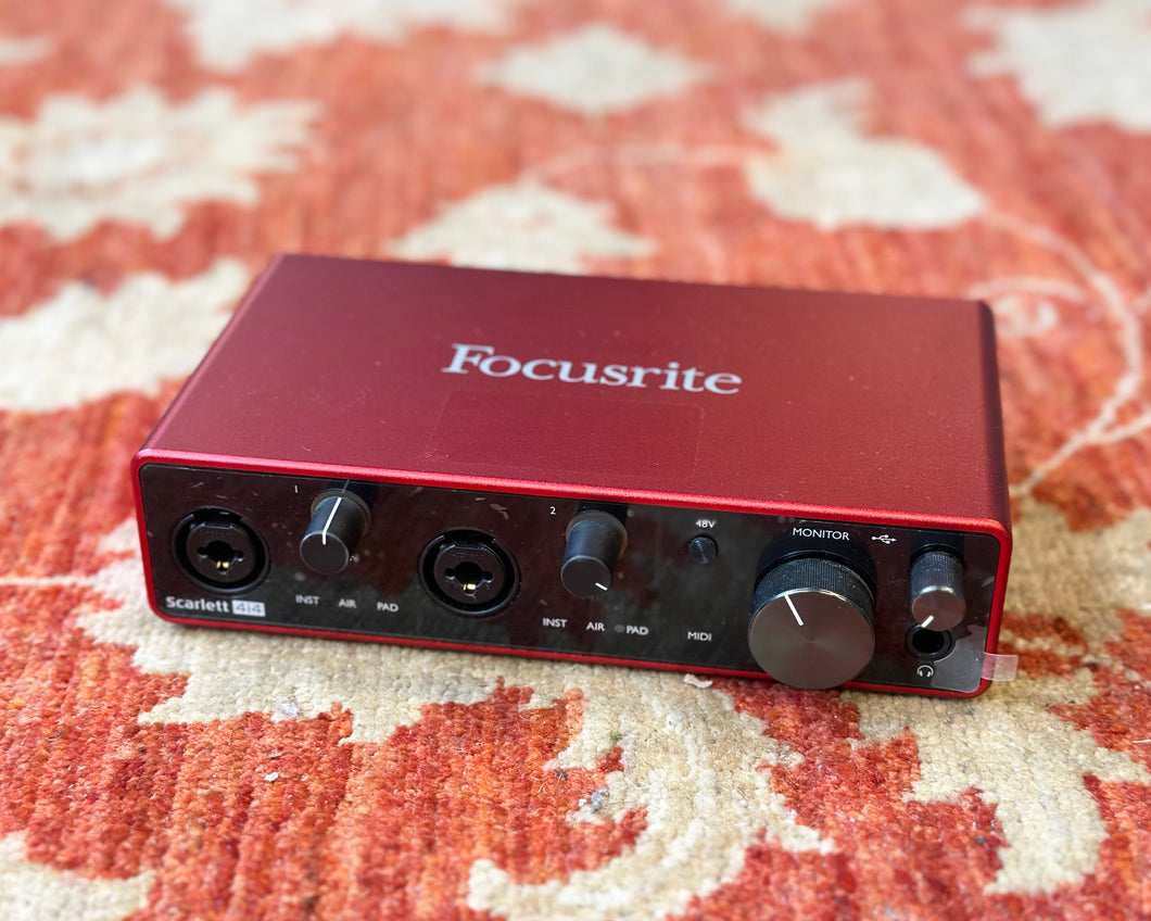 Focusrite Scarlett 4I4 (GEN 3) 4-in/4-out USB Audio Interface