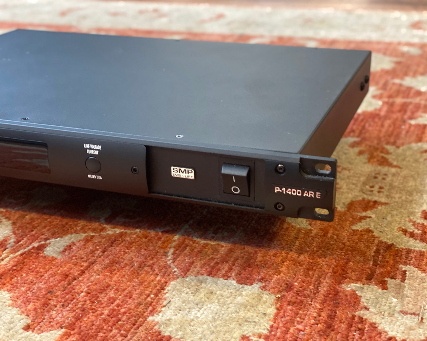 Furman P-1400 AR E 6A Prestige Voltage Regulator / Power Conditioner
