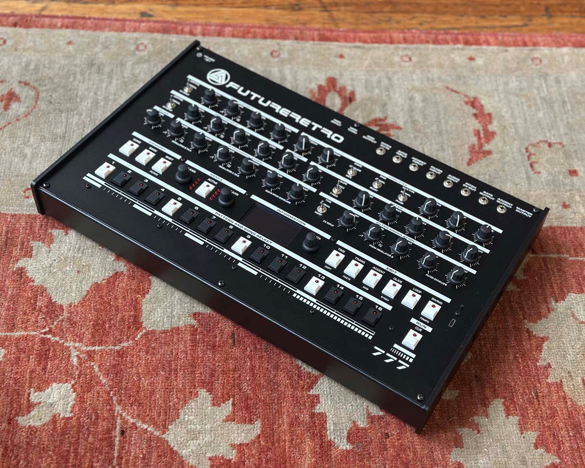 Future Retro FR-777 Monophonic Bassline Synthesizer