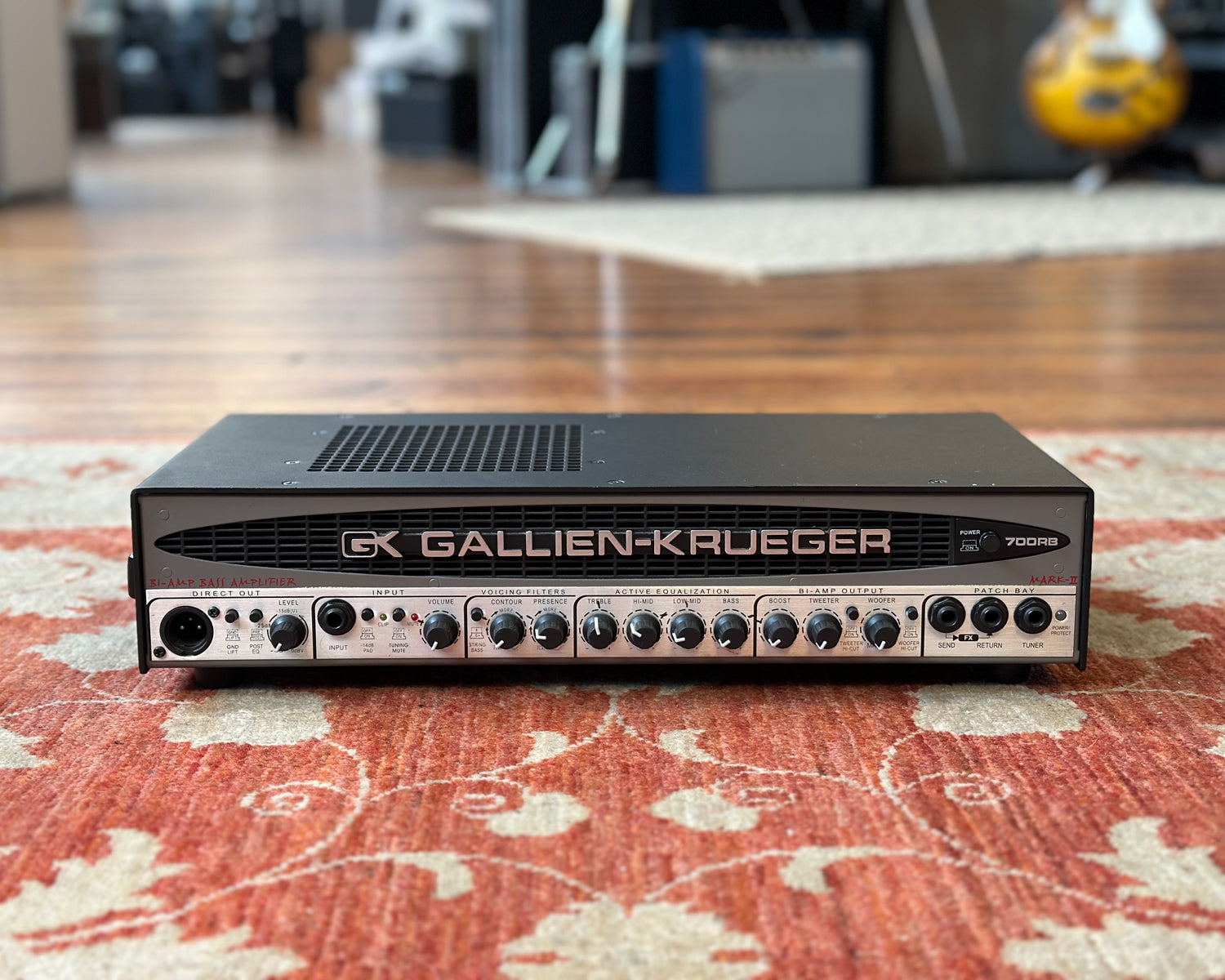 Gallien Krueger 700RB Mark II 450-Watt Biamp Bass Amp Head