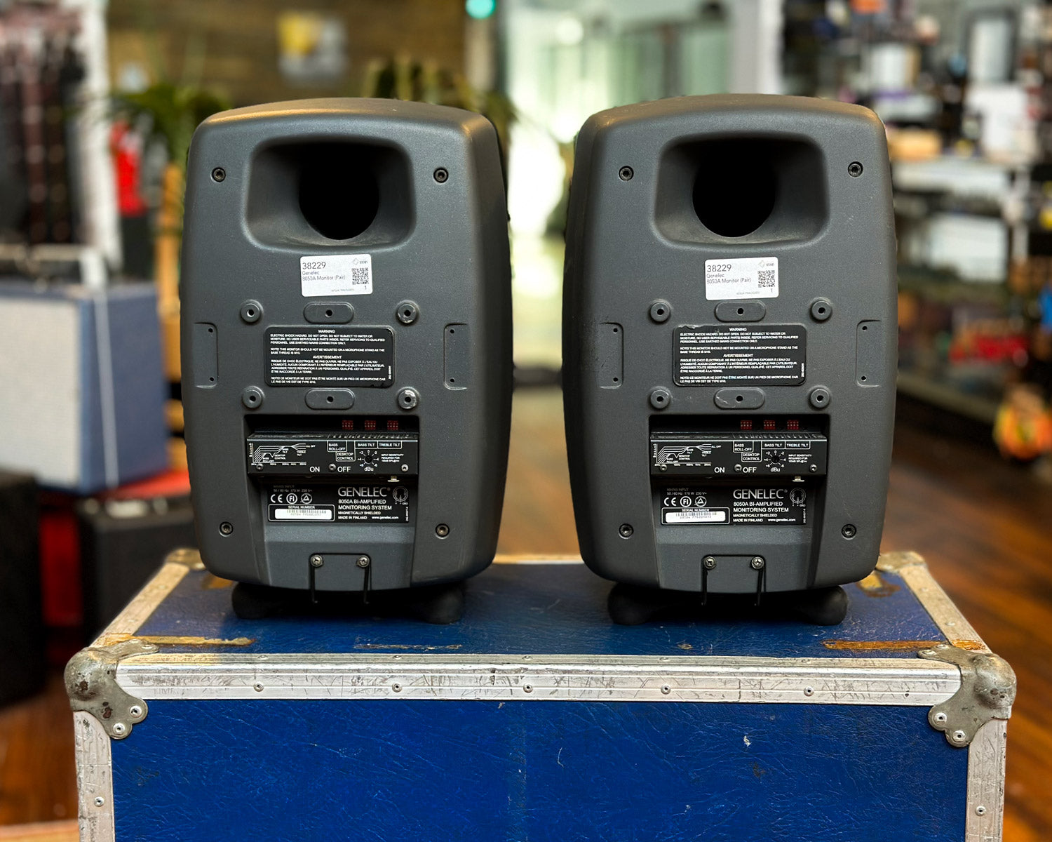 GENELEC ウォールマウント 8030A 8040A 8050A 8030A - Genelec.com