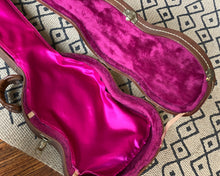 Load image into Gallery viewer, &#39;90s Gibson / TKL SG Case - Excellent Condition!
