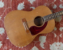 Load image into Gallery viewer, 1968 Gibson B-15 - Mahogany Body (LG-0) w/ Rosewood ADJ Bridge (1.79 kg)
