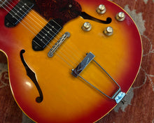 Load image into Gallery viewer, 1967 Gibson ES-125TDC - Cherry Burst - Excellent Condition
