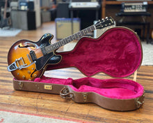 Load image into Gallery viewer, 2016 Gibson ES-330 Custom Shop 1961 Historic w/Bigsby &amp; OHSC
