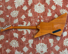 Load image into Gallery viewer, 2019 Gibson Explorer w/ OHSC
