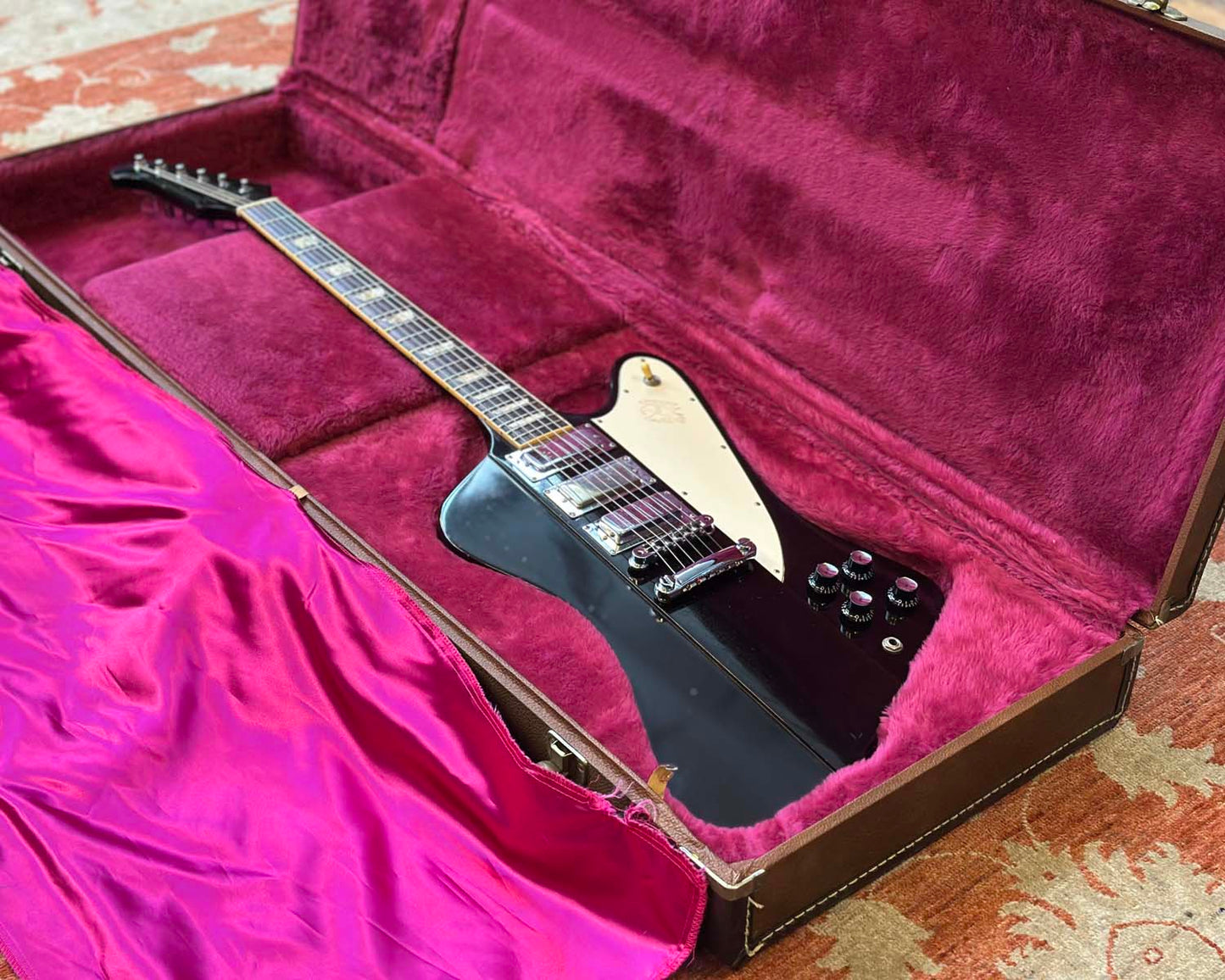 1996 Gibson Firebird Electric Guitar w/OHSC - Black (Top Refin)