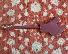 Load image into Gallery viewer, 1984 Gibson Futura (Corvus) - Ultraviolet w/ Original Hard Shell Case
