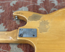 Load image into Gallery viewer, 1979 Gibson Grabber G3 - Natural
