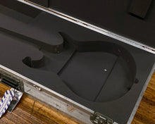 Load image into Gallery viewer, Gibson L9-S Ripper - Super Lightweight (3.58kg) w/ Flight Case
