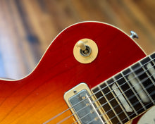 Load image into Gallery viewer, 2021 Cherryburst Gibson Les Paul Deluxe with OHSC
