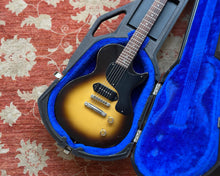Load image into Gallery viewer, 1986 Gibson Les Paul Junior - Tobacco Burst w/ Original Chainsaw Case
