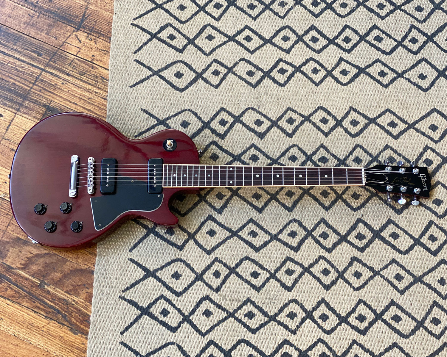 1991 Gibson Les Paul Special - Cherry (4.1kg) – Found Sound
