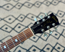 Load image into Gallery viewer, 2000 Gibson Les Paul Special
