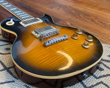 Load image into Gallery viewer, &#39;04 Gibson Les Paul Standard - AA Top w/ OHSC - Loaded with Burstbucker Pro
