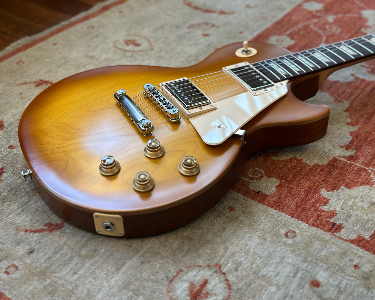 2021 Gibson Les Paul Tribute - Satin Honeyburst