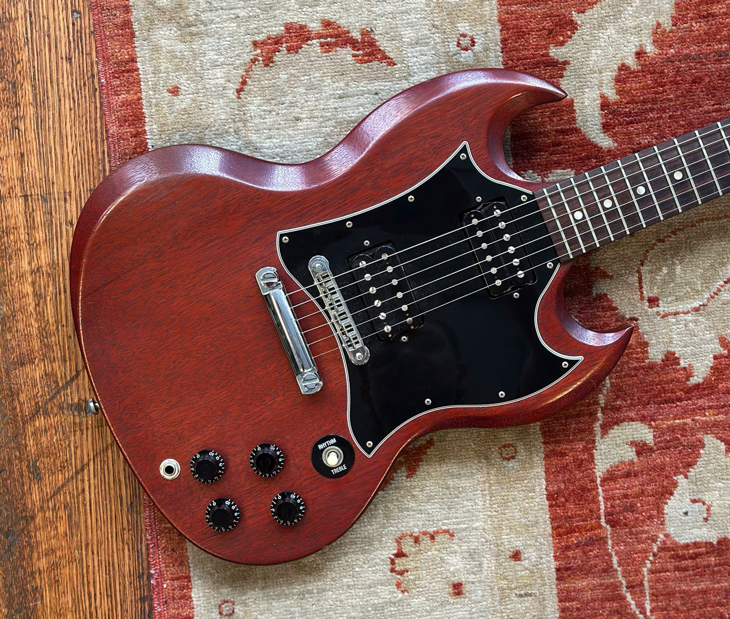 2009 Gibson SG Faded Cherry w/Gator Case