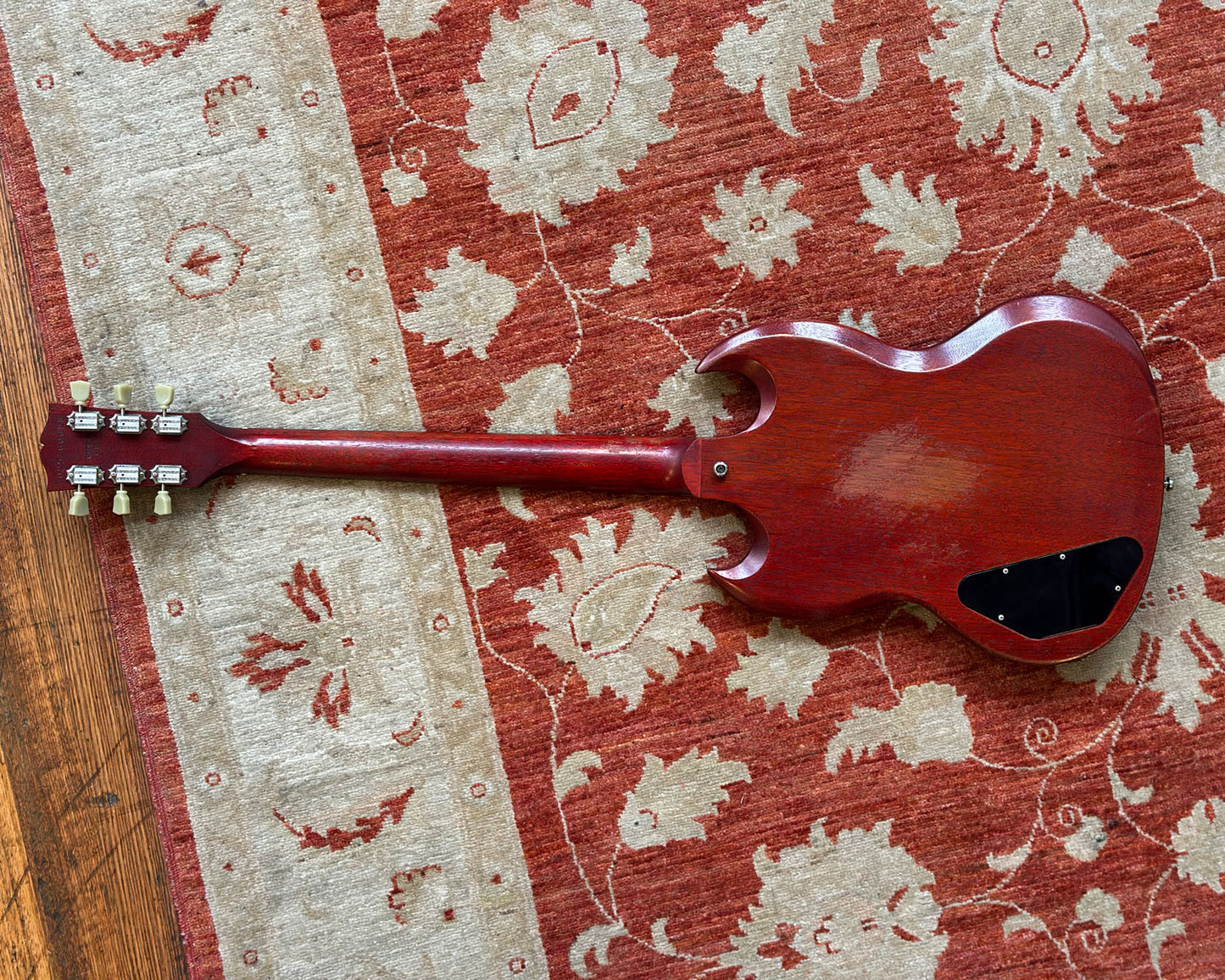 2009 Gibson SG Faded Cherry w/Gator Case