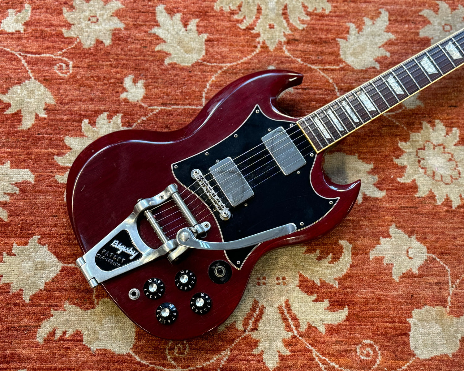 1999 Gibson SG Standard w/Bigsby B7 & EMG Pickups – Found Sound