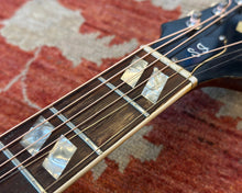 Load image into Gallery viewer, 1968 Gibson Southern Jumbo Dreadnought w HSC (Wide Nut)
