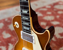Load image into Gallery viewer, 2022 Gibson Custom Shop &#39;58 VOS Reissue Les Paul Standard - R8 w/ OHSC &amp; Candy
