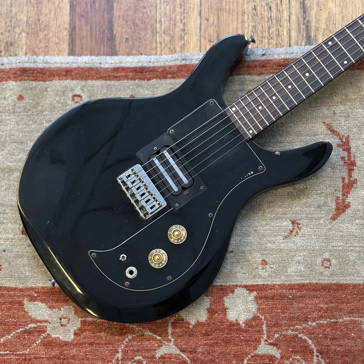 Greco APW-500 Ampeg Dan Armstrong Copy - Black
