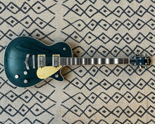 Load image into Gallery viewer, 2021 Gretsch G6228 Players Edition Jet BT w/ Original Hardshell Case &amp; Paperwork - Made in Japan
