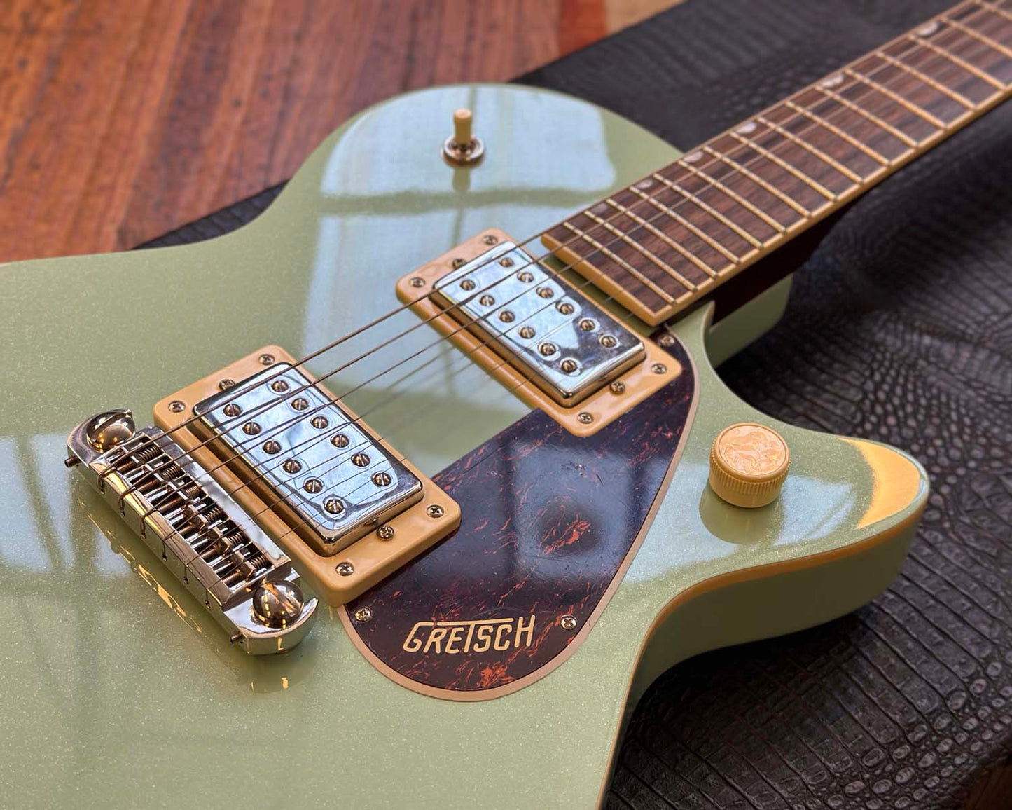 Gretsch Streamliner Jet Club Single-Cut in Mint Metallic with Hard Case