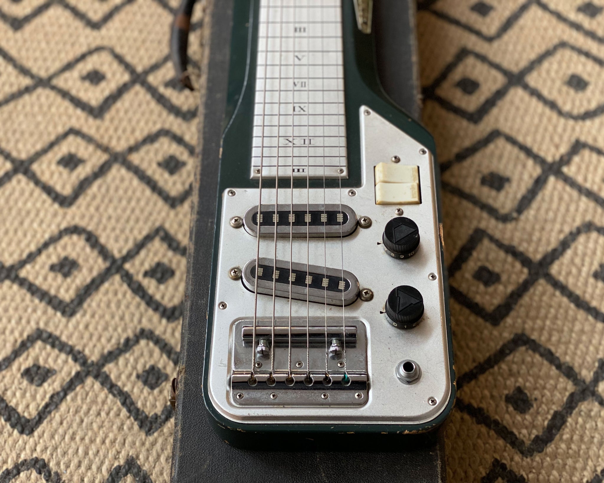 Guyatone HG-96C – Found Sound