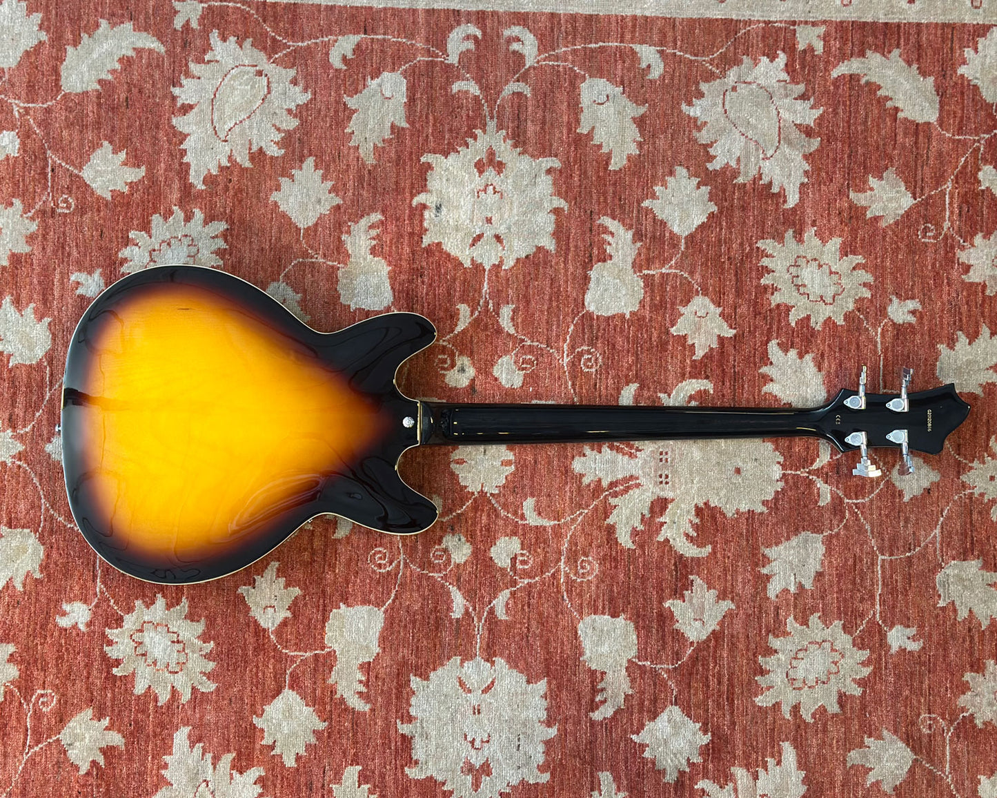 Hagstrom Viking Hollowbody Bass - LEFTY