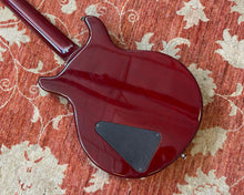Load image into Gallery viewer, 2004 Hamer Studio Custom Doublecut- 3-Tone Sunburst
