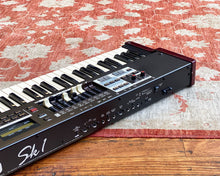 Load image into Gallery viewer, Hammond SK1-73 w/ SKB Road Case, Volume Pedal, Sustain Pedal &amp; Paperwork
