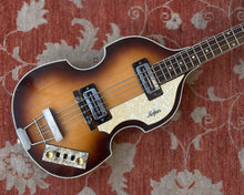 Load image into Gallery viewer, 1968/1969 Höfner 500/1 Violin Bass / Beatle Bass - Made in Germany (Rare Factory Black Neck) w/ HSC

