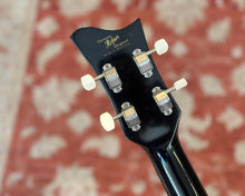 Load image into Gallery viewer, 1968/1969 Höfner 500/1 Violin Bass / Beatle Bass - Made in Germany (Rare Factory Black Neck) w/ HSC
