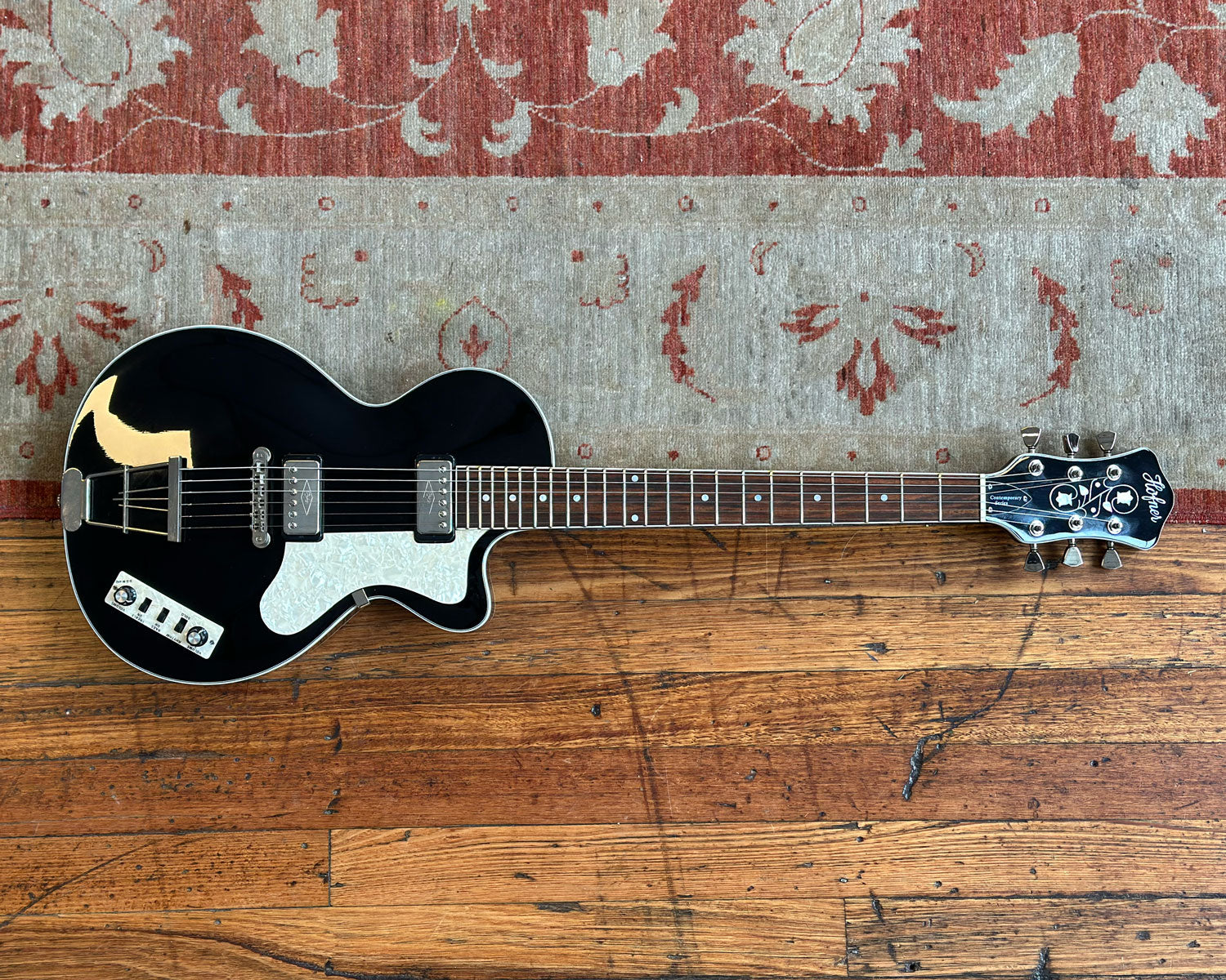 Hofner Contemporary Series Club Guitar Black Found Sound