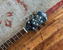 Load image into Gallery viewer, Höfner Contemporary Series Club Guitar - Black
