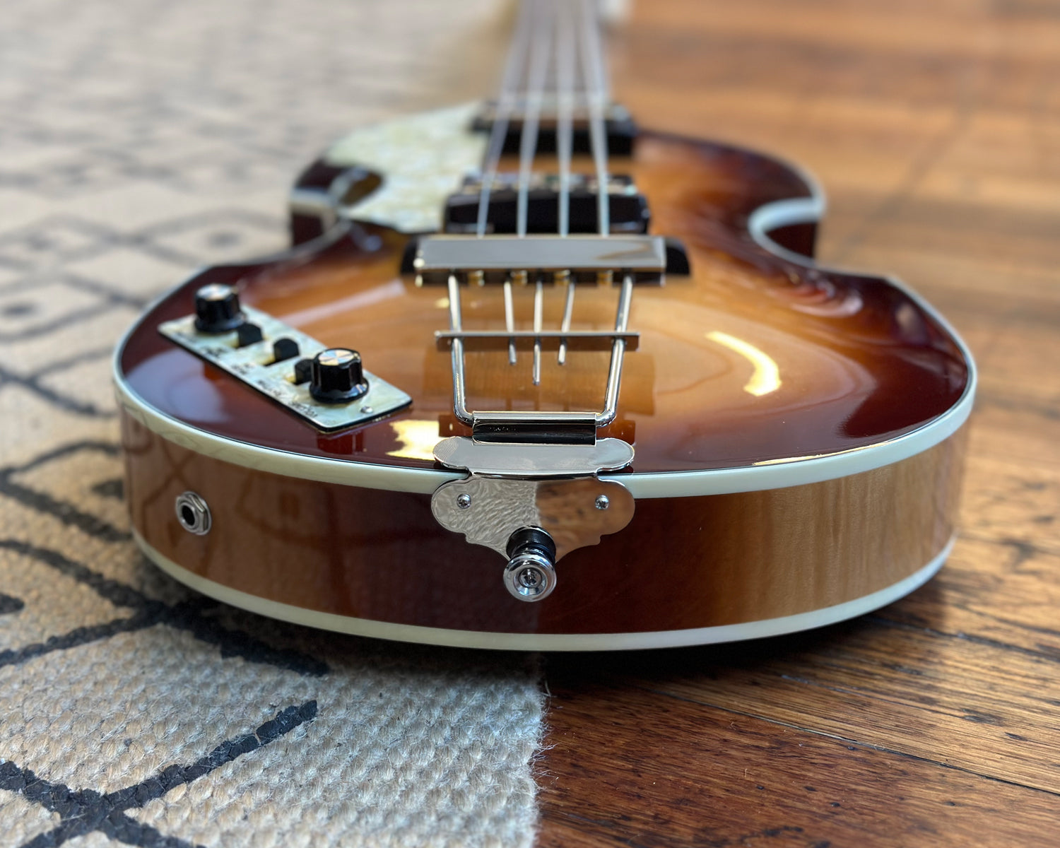 Left Handed Höfner Contemporary Series HCT-500/1 - Brown Sunburst