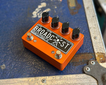 Load image into Gallery viewer, Hudson Electronics Broadcast Dual Footswitch
