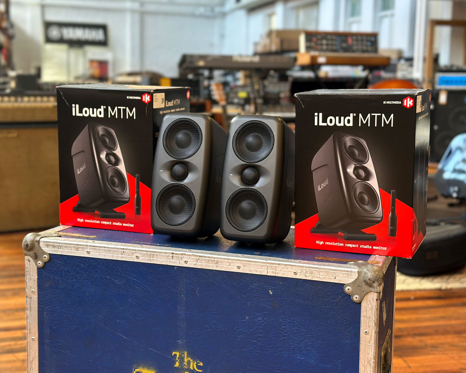 IK Multimedia iLoud MTM (Pair) – Found Sound