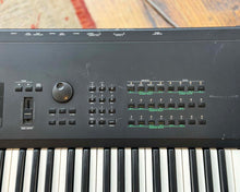 Load image into Gallery viewer, YAMAHA SY77 Music Synthesizer
