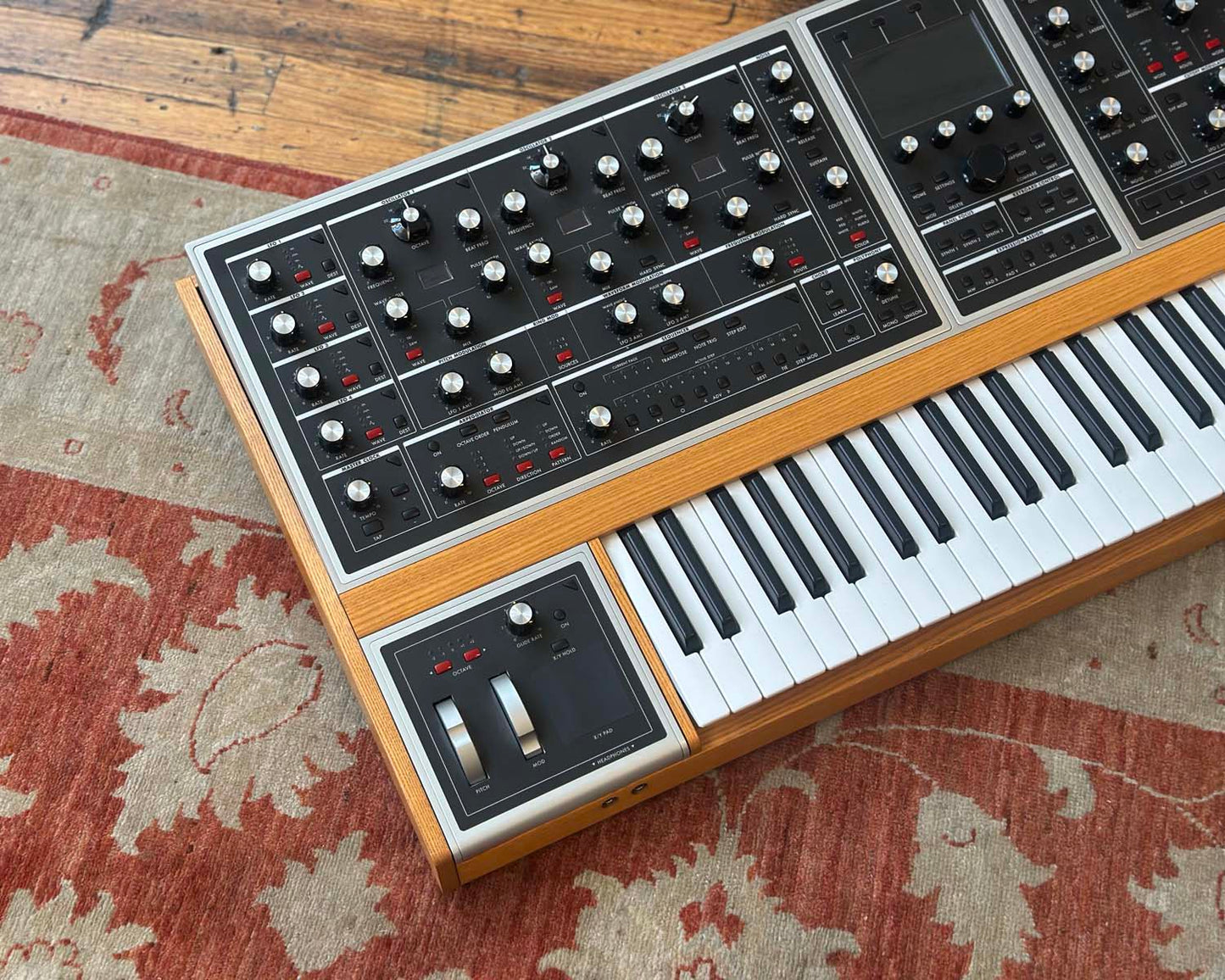 Moog ONE 16 Voice Tri-Timbral Polyphonic Analogue Synthesizer