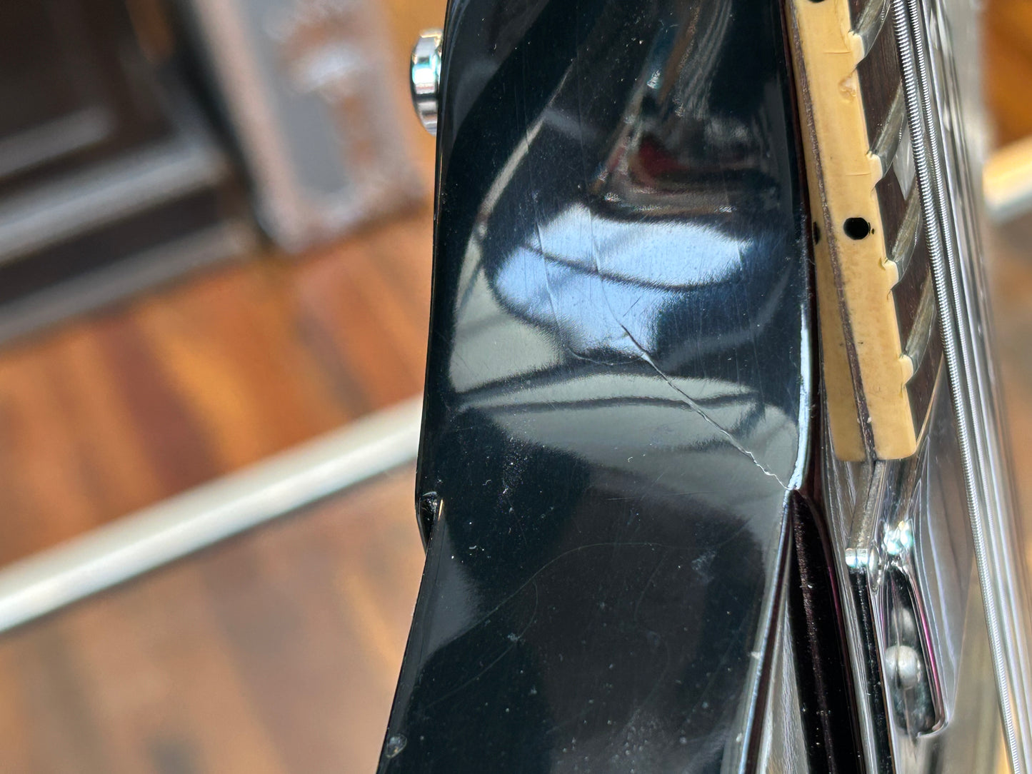 1996 Gibson Firebird Electric Guitar w/OHSC - Black (Top Refin)