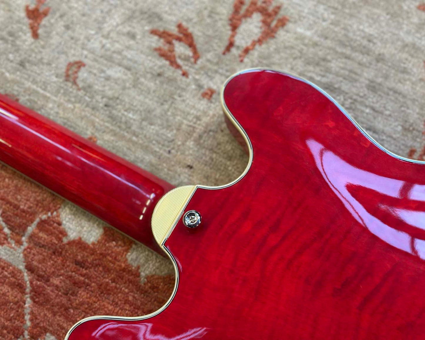 Eastman T486-RD Semi-Hollow Electric w/OHSC