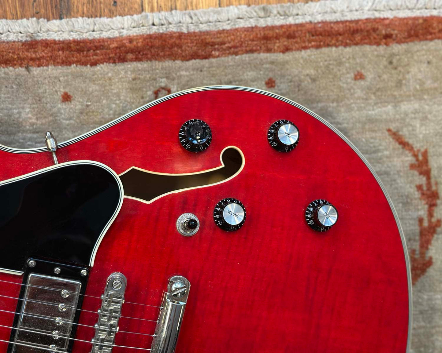 Eastman T486-RD Semi-Hollow Electric w/OHSC